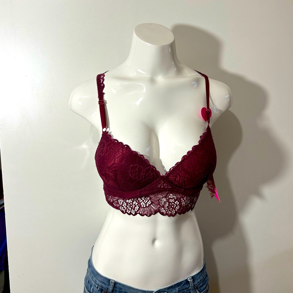NWT YMI INTIMÂTES IN BURGUNDY COLOUR LACED BRAS SIZE 34C